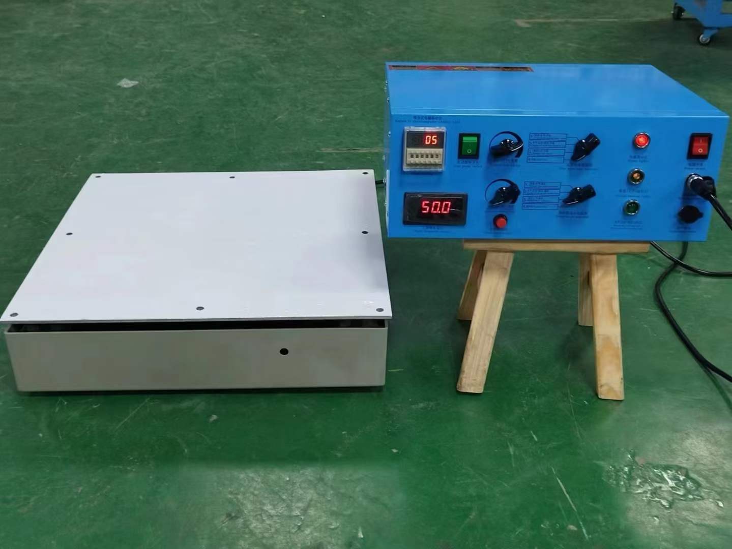 小型振動試驗台